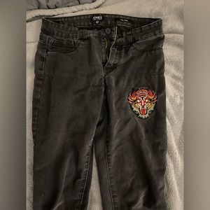 Women's Black Embroided Skinny Jeans Size 4